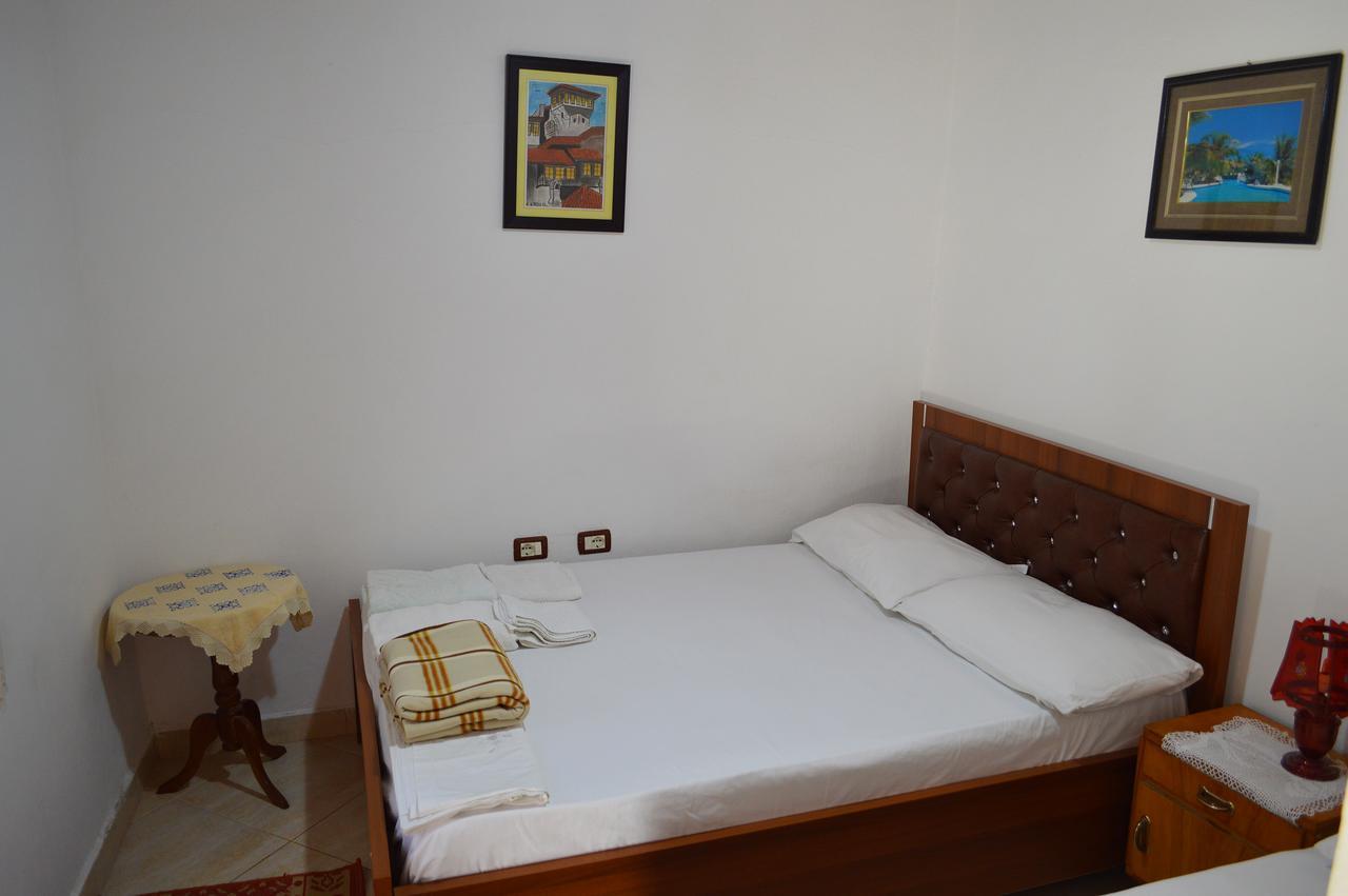 Tomor Shehu Guest House Berat Exterior foto